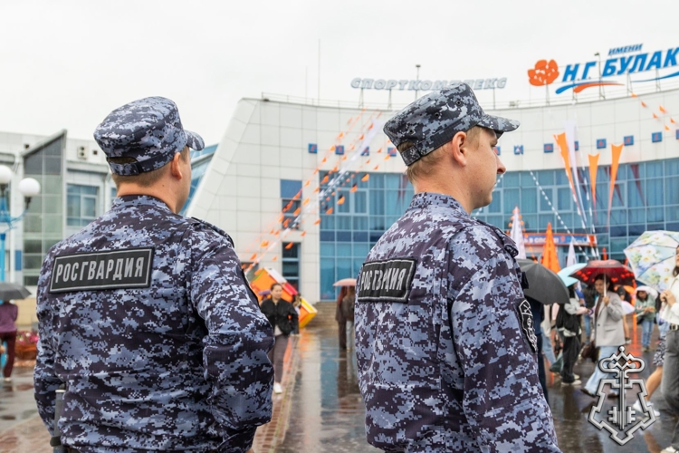 При участии вневедомственной охраны Росгвардии обеспечена безопасность празднования Дня города Абакана 