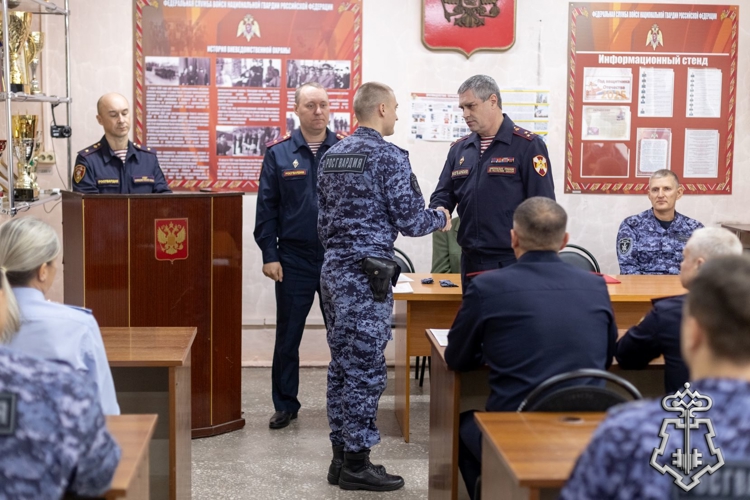 В Хакасии отметили 73 годовщину образования службы вневедомственной охраны Росгвардии