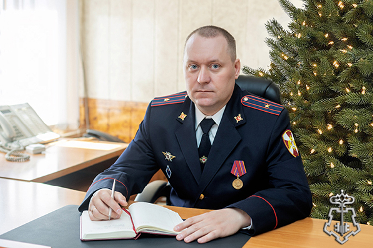 Новогоднее поздравление начальника  ФГКУ «ОВО ВНГ России по Республике Хакасия» Александра Солянкина