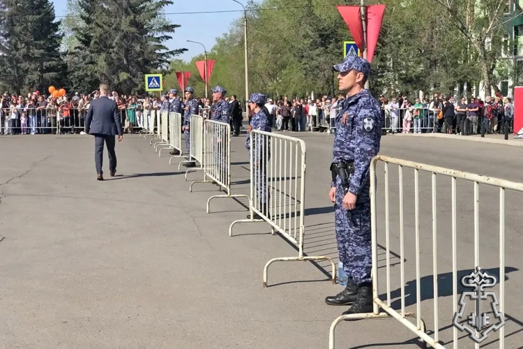 При участии росгвардейцев в Хакасии обеспечена безопасность празднования Дня Победы