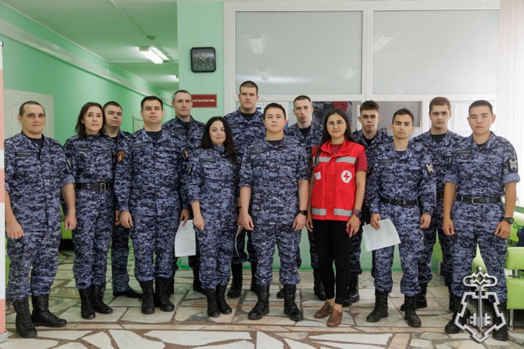 Сотрудники вневедомственной охраны Росгвардии сдали донорскую кровь в Абакане